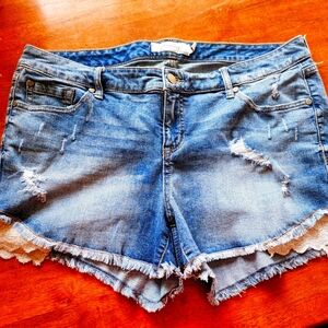 Torrid Size 16 Distressed Lace Denim Shorts